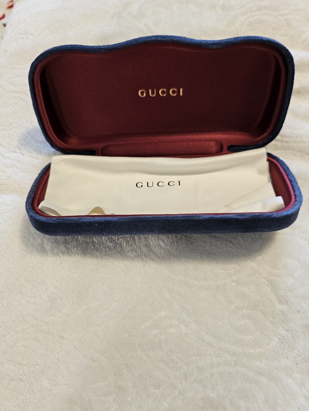 Authentic Gucci Blue Velvet Glasses Case Only White Logo Pouch & Cloth Set
